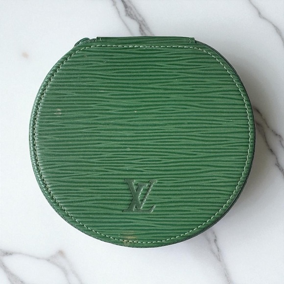 Louis Vuitton Green Epi Leather Bracelet Ring Jewelry Case Zippered Travel Pouch - Picture 1 of 10